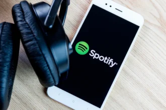 Spotify y Universal lanzan música con IA bajo acuerdo regulado