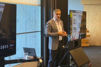 RedBox reúne a líderes en taller sobre innovación empresarial