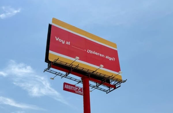 OXXO innova con campaña publicitaria basada en el silencio