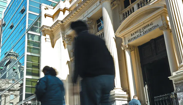 Banco Central de Argentina proyecta reservas de 17 mil millones