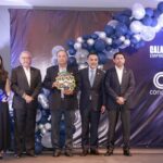 José Domingo Aguilar recibe el premio Concaem por comercio ético