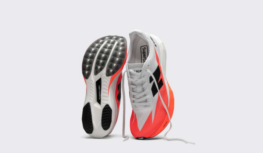 New Balance presenta FuelCell SuperComp Elite v5 junto a Alex Yee