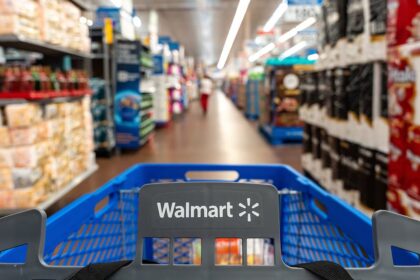 Walmart supera el billón de dólares en valor de mercado por tecnología