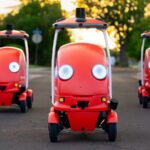 DoorDash y Uber Eats apuestan por robots e IA en el delivery