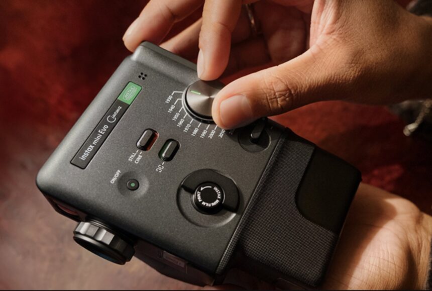 Fujifilm lanza Instax Mini Evo Cinema con filtros retro y video