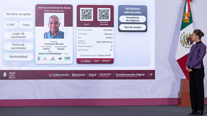 México lanza credencial para acceso universal a servicios de salud