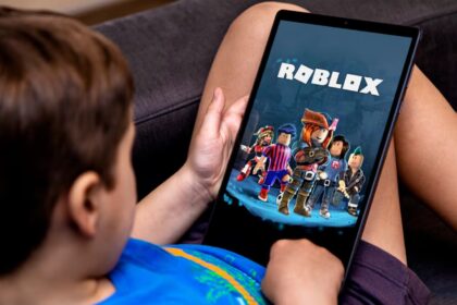Roblox enfrenta crisis por seguridad infantil y presión al CEO