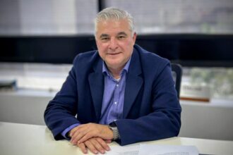 Grupo Viraal impulsa inclusión financiera de adultos mayores