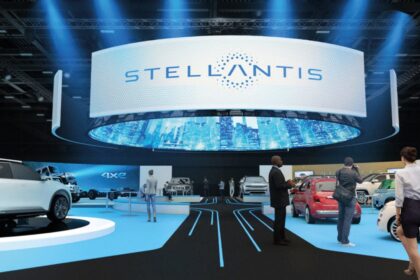 Symbio firma acuerdo financiero y anuncia reestructuración interna