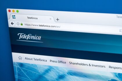 Telefónica registra Movistar Studios en Chile ante venta filial