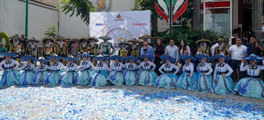 Elektra y Banco Azteca lanzan programas de desarrollo en Chimalhuacán