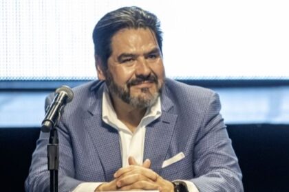 Armando Paredes asume presidencia del Consejo de la Comunicación