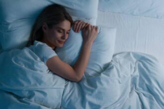 Sleepmaxxing: la tendencia que optimiza el sueño para el éxito