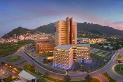 Nuevo León refuerza turismo médico ante Mundial FIFA 2026