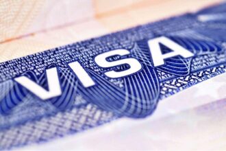 Visa estadounidense costará 435 dólares desde 2025 para viajeros