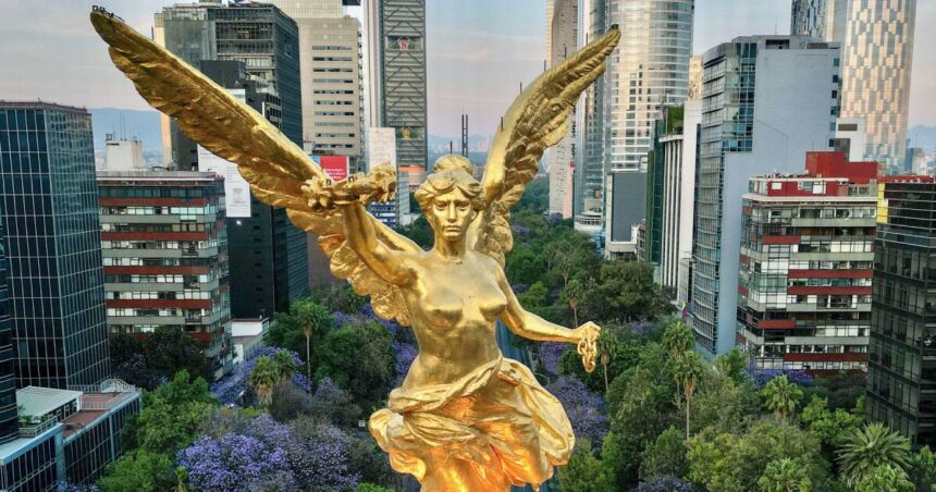 México sube al puesto 19 en ranking global de IED de Kearney