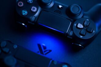 Sony activa DRM en PS4 y PS5; juegos exigirán conexión mensual