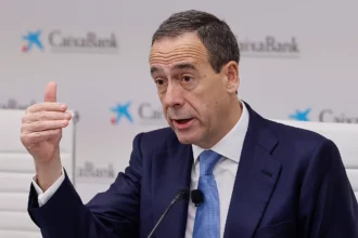 CaixaBank lanza agente de IA para contratación digital de productos