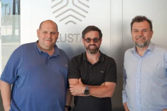 Clustag adquiere Labelmasters y refuerza su tecnología logística
