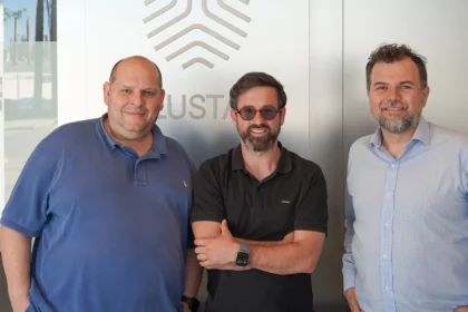 Clustag adquiere Labelmasters y refuerza su tecnología logística