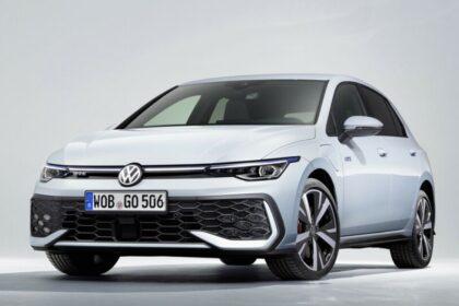 Volkswagen fabricará el Golf mundial solo en Puebla desde 2027
