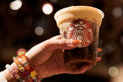 Starbucks supera 41,000 tiendas globales y anuncia 650 nuevas en 2026