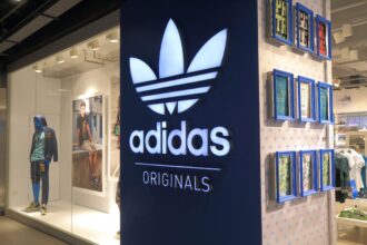 Adidas reúne a Messi y Bad Bunny en campaña para Mundial 2026