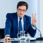 Gobierno exigirá baterías antiapagón en 75% de redes móviles