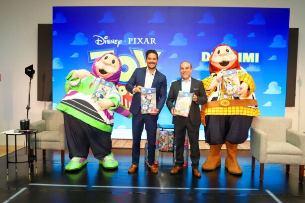 Farmacias Similares y Disney lanzan Simipeluches de Toy Story