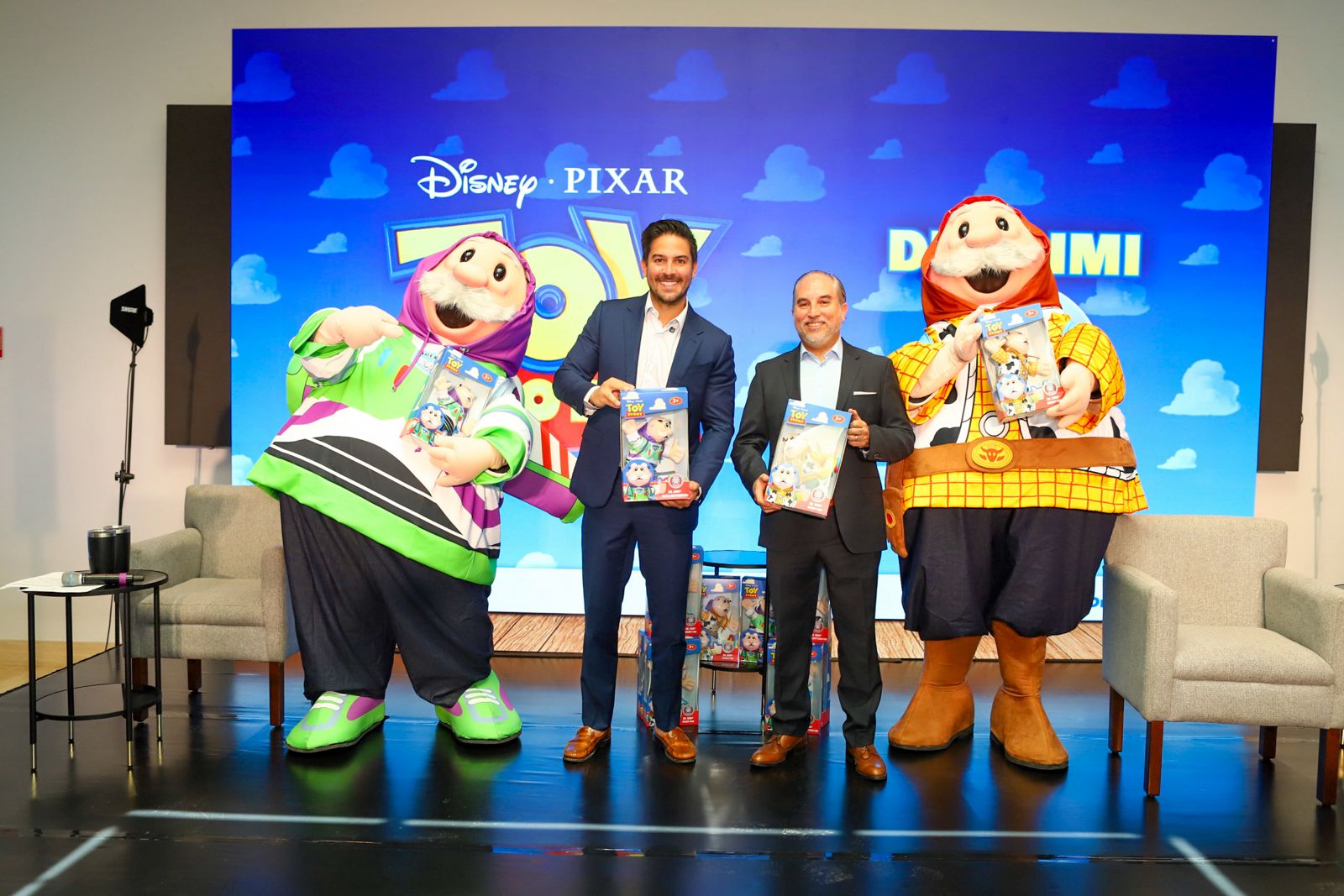 Farmacias Similares y Disney lanzan Simipeluches de Toy Story