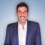 Arturo Elías Ayub publica "El negociador", guía sobre negocios