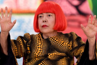 Muere Yayoi Kusama, pionera del arte contemporáneo japonés