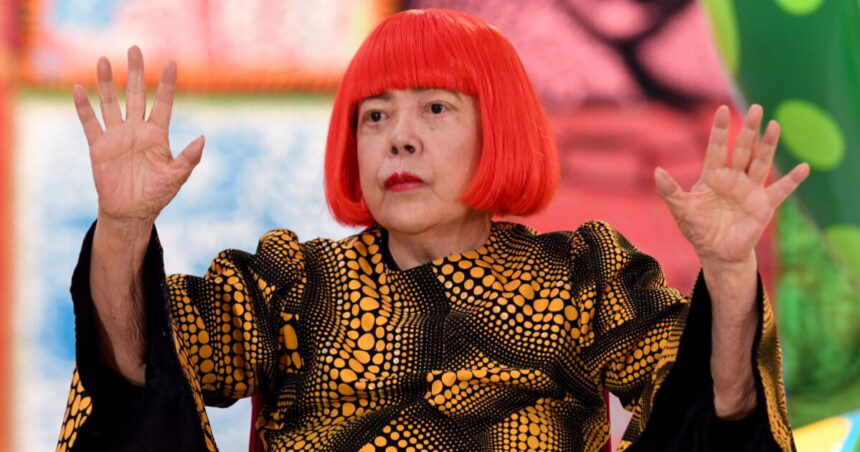 Muere Yayoi Kusama, pionera del arte contemporáneo japonés