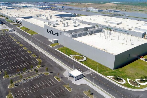 Kia invertirá 649 mdd en Nuevo León para fabricar el EV3 eléctrico