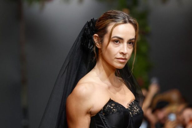 Atelier Couture 2026 revela tendencias nupciales para bodas 2027